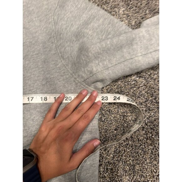 NWT Aritzia Wedell Sweater Heathered Athletic Grey Large - Picture 4 of 5